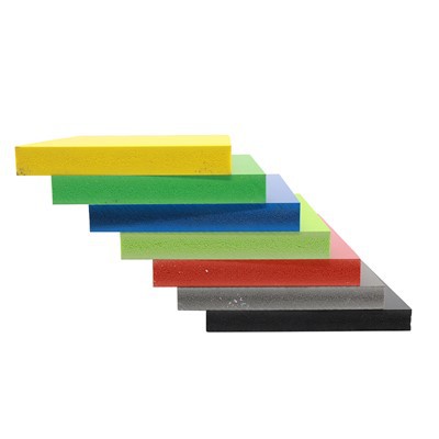 Papan buih warna